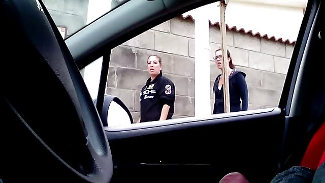 Goldie Rush تصبح اللعنة الثابت ، تجد كسًا سكس مصرى جنس شابًا جديدًا!